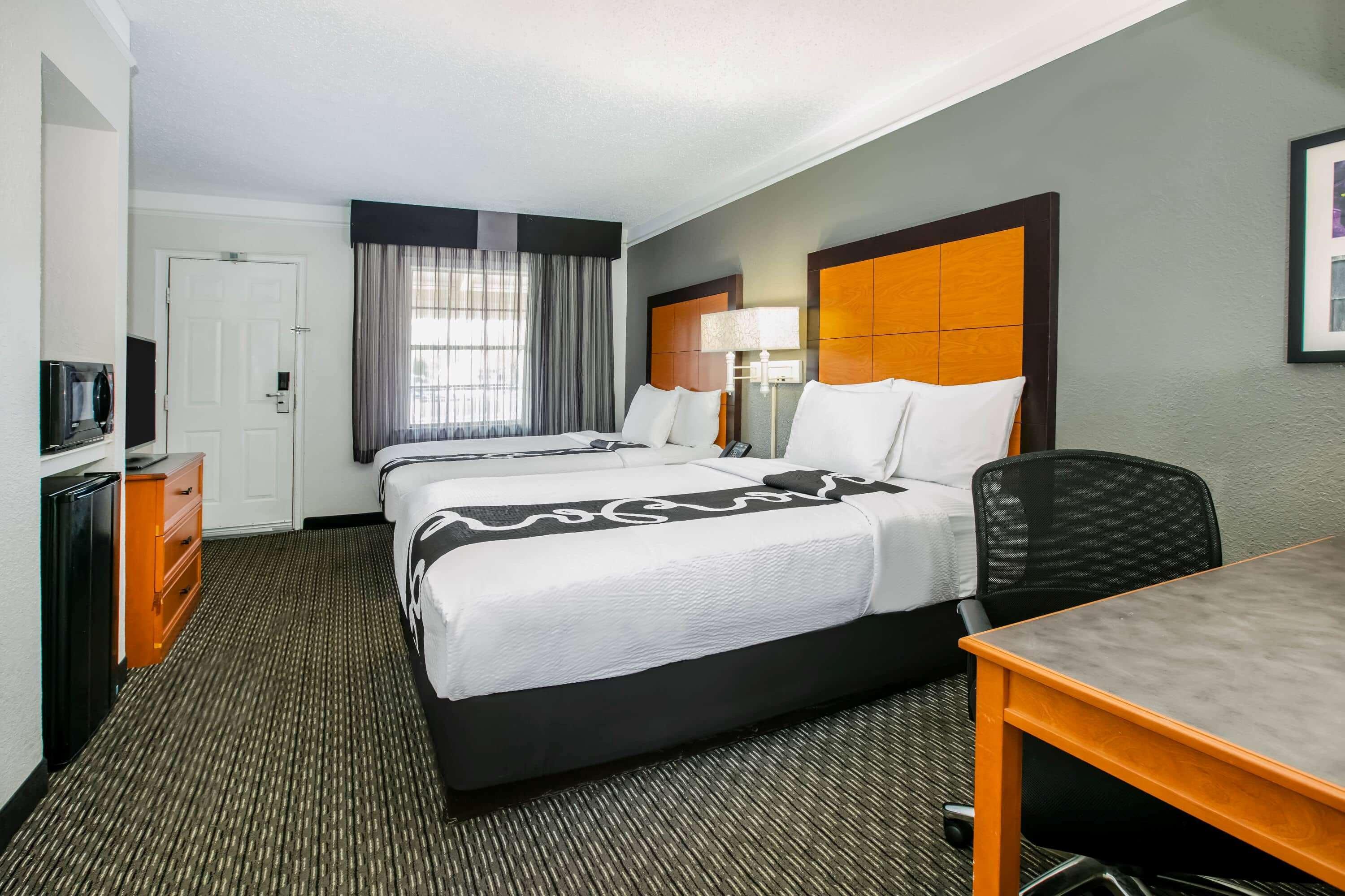 La Quinta Inn By Wyndham Dallas Uptown Buitenkant foto