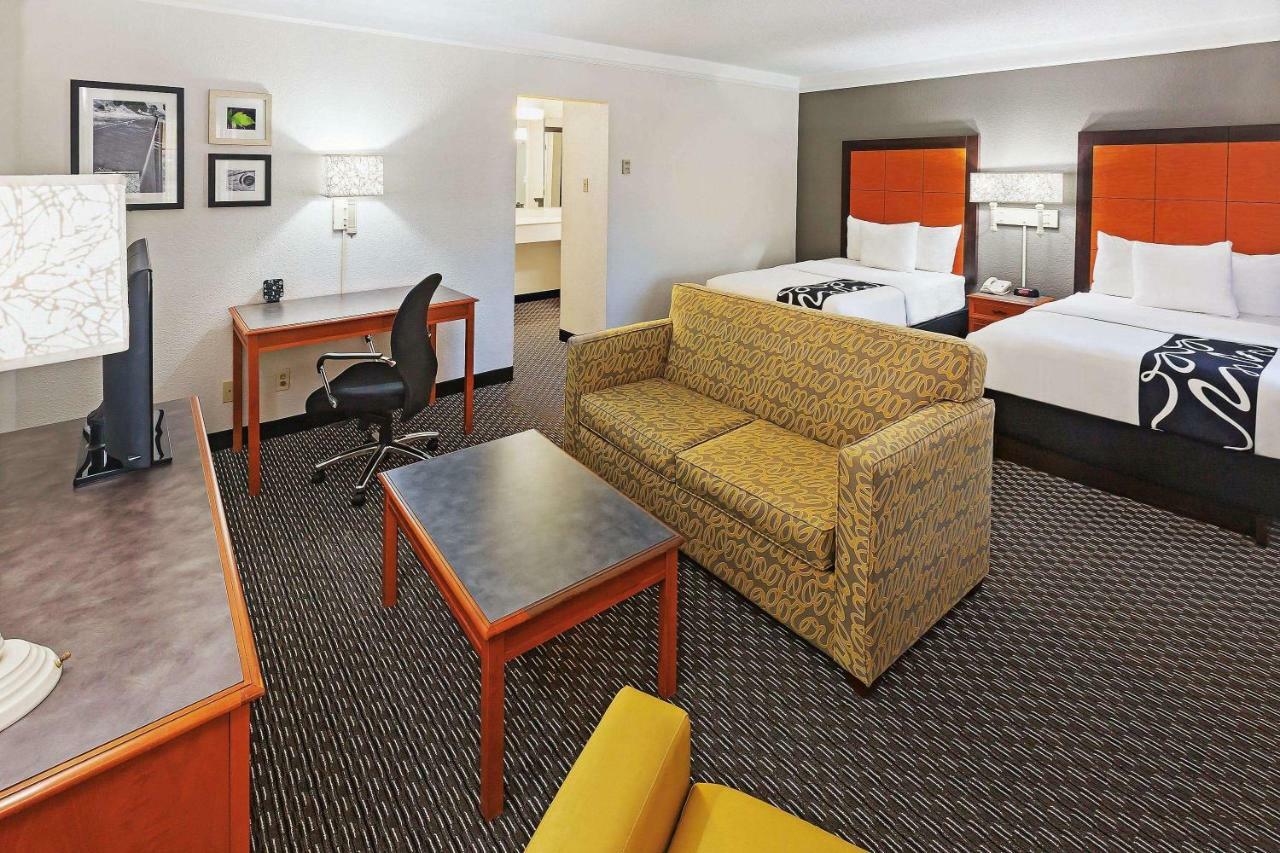 La Quinta Inn By Wyndham Dallas Uptown Buitenkant foto