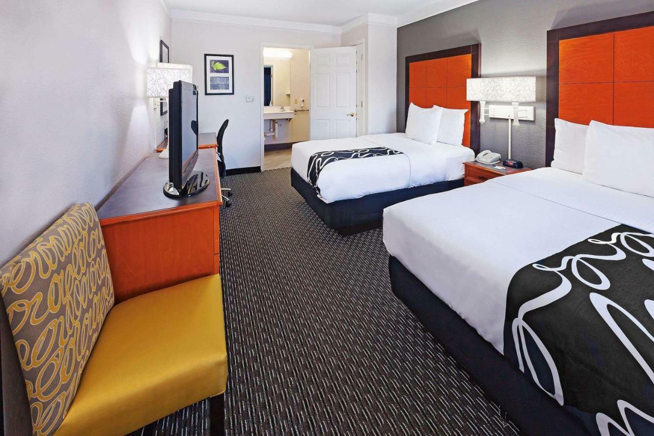 La Quinta Inn By Wyndham Dallas Uptown Buitenkant foto